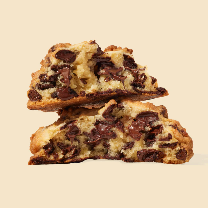 Classic Chocolate Chip NYC Cookie